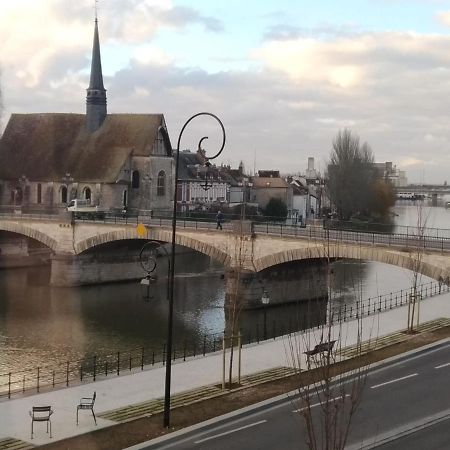 Chambre privée dans maison centre-ville Sens Petit-déjeuner compris Exterior foto